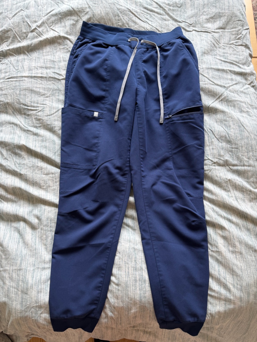 Fabletics Women’s Navy Scrub Pants Medium